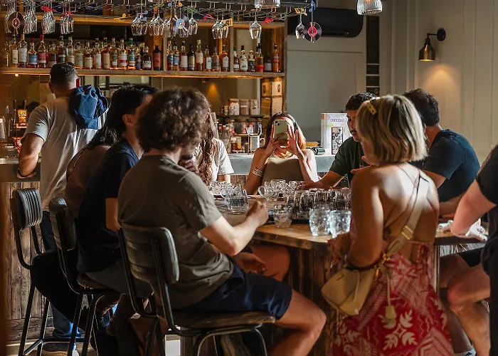 Albergue Code - The Court, Edinburgh